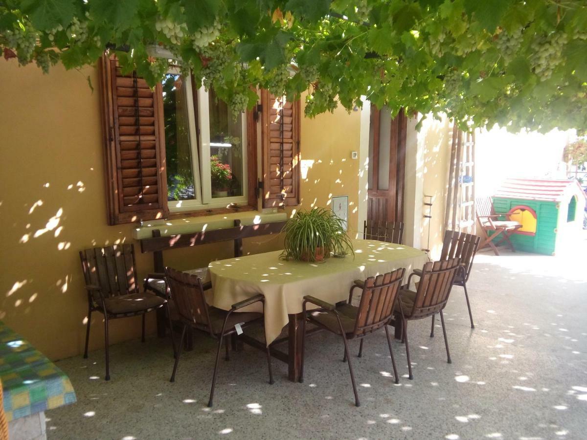 Villa Zajednica Icici Exterior photo